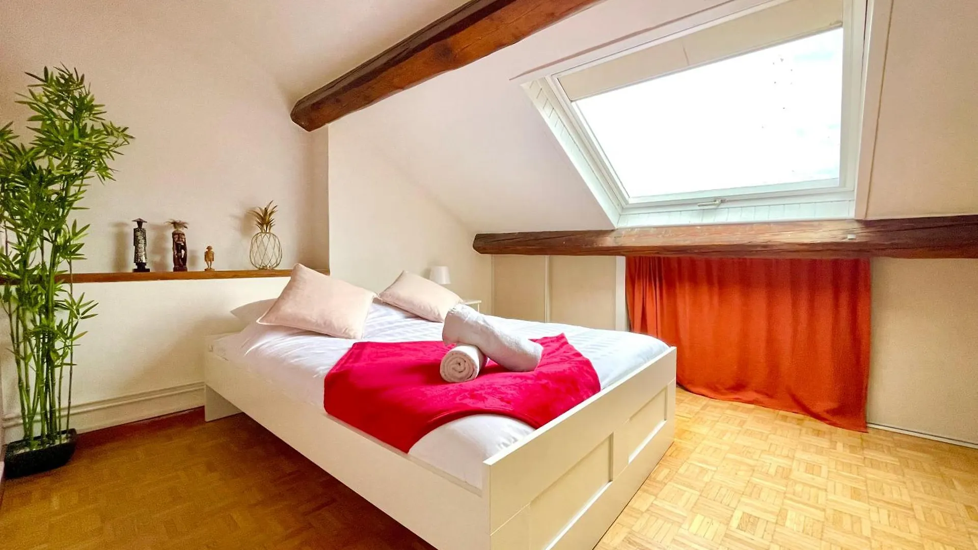 Bngo I Le Spacieux I 9 Personnes, Climatisation, Parking Gratuit, 3 Chambres, 6 Lits, Gare Partdieu, Centre De ليون 0*,  فرنسا